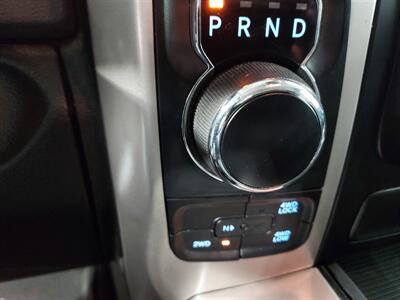 2019 RAM 1500 SLT  WARLOCK - Photo 24 - Rochelle, IL 61068
