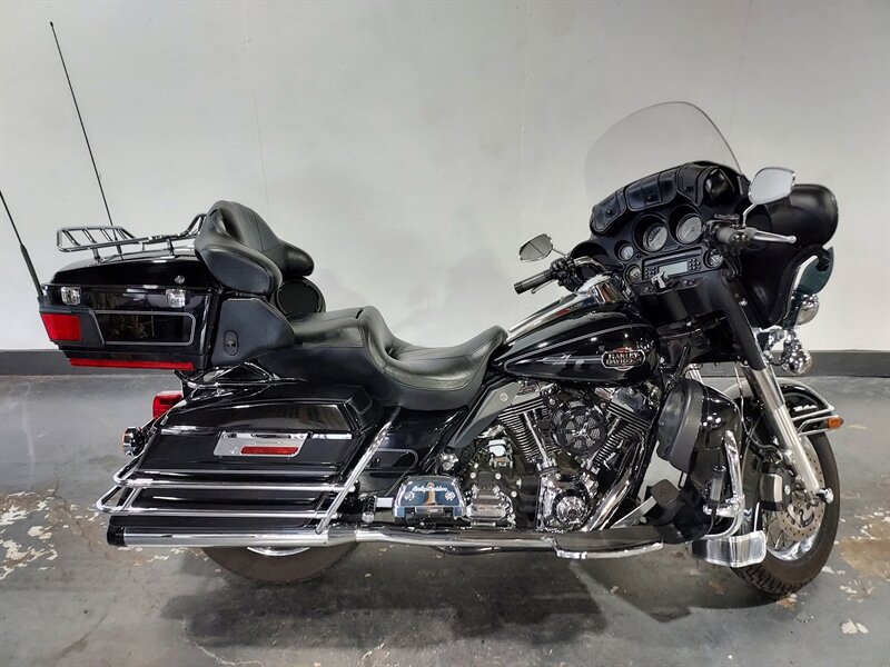 2008 Harley-Davidson Touring Ultra Classic   - Photo 1 - Rochelle, IL 61068