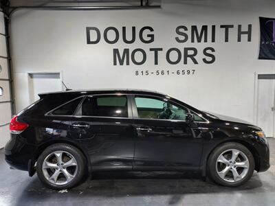 2009 Toyota Venza AWD V6   - Photo 2 - Rochelle, IL 61068