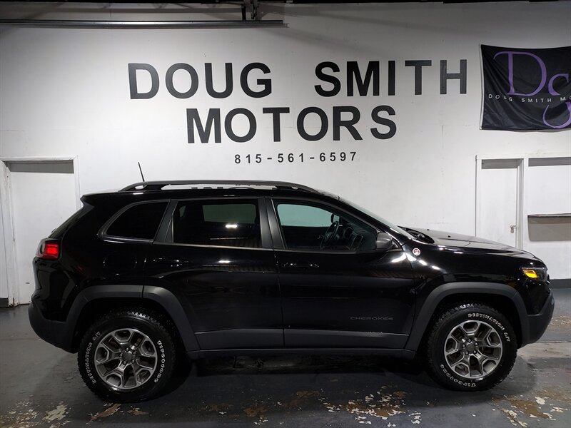 2020 Jeep Cherokee Trailhawk  