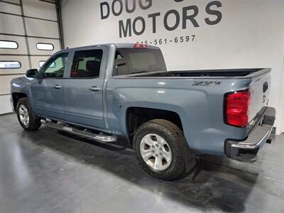 2015 Chevrolet Silverado 1500 LT  Z71 - Photo 6 - Rochelle, IL 61068