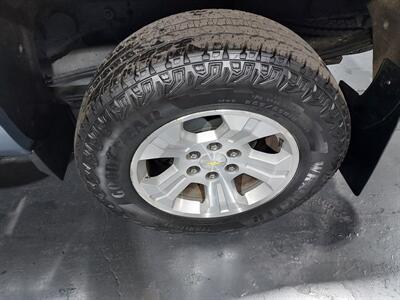2015 Chevrolet Silverado 1500 LT  Z71 - Photo 26 - Rochelle, IL 61068