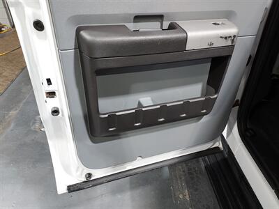 2015 Ford F-250 Super Duty XL   - Photo 15 - Rochelle, IL 61068