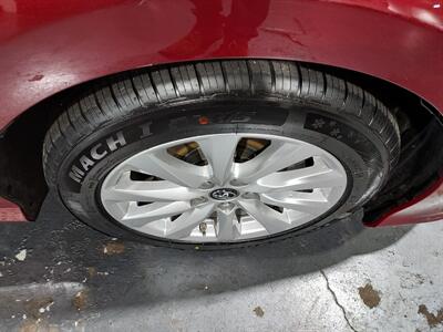 2018 Toyota Camry LE  SEDAN - Photo 35 - Rochelle, IL 61068