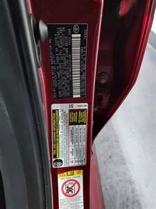 2018 Toyota Camry LE  SEDAN - Photo 19 - Rochelle, IL 61068