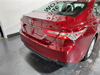 2018 Toyota Camry LE  SEDAN - Photo 9 - Rochelle, IL 61068
