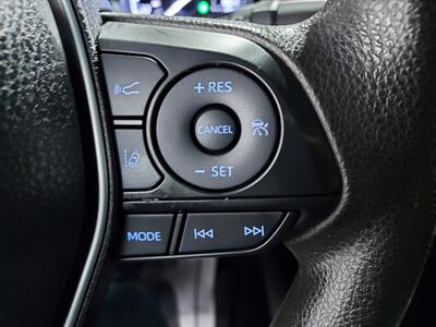 2018 Toyota Camry LE  SEDAN - Photo 31 - Rochelle, IL 61068