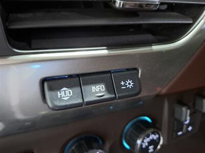 2018 Chevrolet Suburban Premier 4WD - Photo 34 - Rochelle, IL 61068