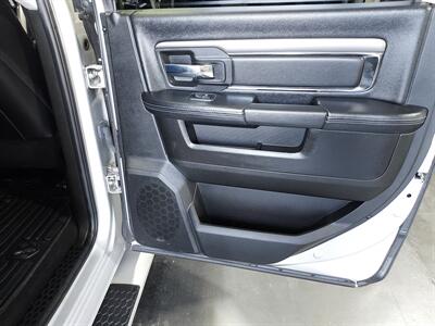 2018 RAM 2500 SLT BIGHORN  CREW CAB 4X4 - Photo 21 - Rochelle, IL 61068
