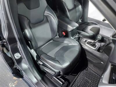 2018 Jeep Cherokee Latitude Plus  AWD - Photo 13 - Rochelle, IL 61068