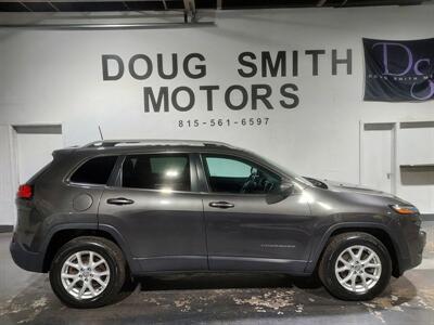 2018 Jeep Cherokee Latitude Plus  AWD - Photo 1 - Rochelle, IL 61068