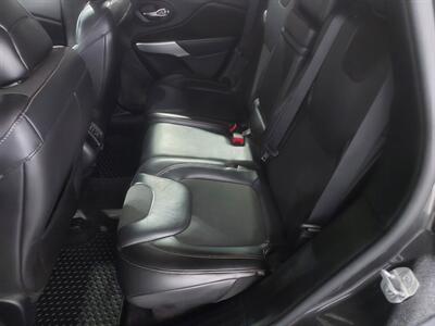 2018 Jeep Cherokee Latitude Plus  AWD - Photo 12 - Rochelle, IL 61068