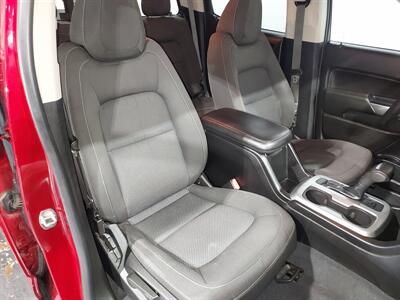 2019 Chevrolet Colorado LT CREW CAB 4X4 - Photo 14 - Rochelle, IL 61068