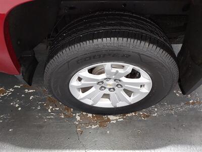 2019 Chevrolet Colorado LT CREW CAB 4X4 - Photo 24 - Rochelle, IL 61068