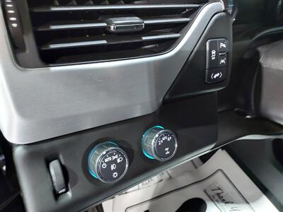 2019 GMC Yukon XL SLT   - Photo 23 - Rochelle, IL 61068