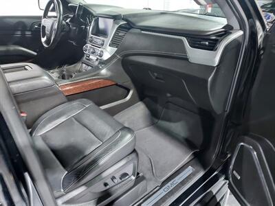 2019 GMC Yukon XL SLT   - Photo 16 - Rochelle, IL 61068
