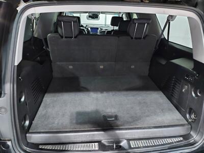 2019 GMC Yukon XL SLT   - Photo 30 - Rochelle, IL 61068