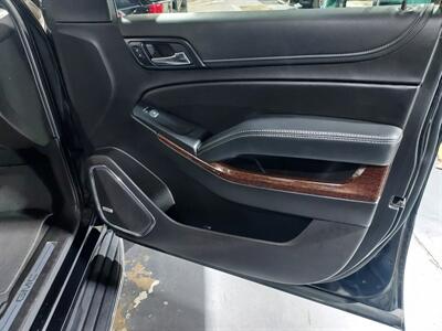 2019 GMC Yukon XL SLT   - Photo 28 - Rochelle, IL 61068