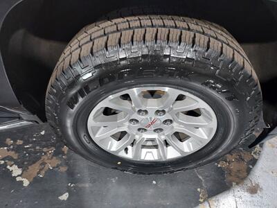 2019 GMC Yukon XL SLT   - Photo 32 - Rochelle, IL 61068