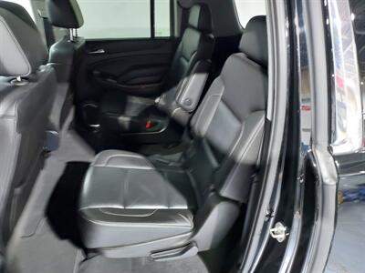2019 GMC Yukon XL SLT   - Photo 12 - Rochelle, IL 61068