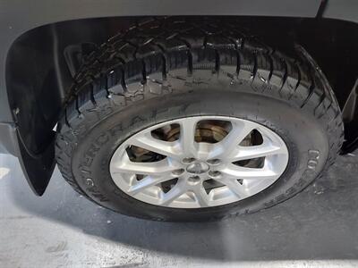 2015 Jeep Cherokee Latitude  SUV 4X4 - Photo 30 - Rochelle, IL 61068
