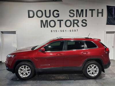 2015 Jeep Cherokee Latitude  SUV 4X4 - Photo 1 - Rochelle, IL 61068