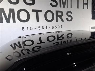 2017 Ford F-150 LARIAT  SPORT FX4 - Photo 19 - Rochelle, IL 61068