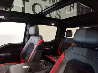 2017 Ford F-150 LARIAT  SPORT FX4 - Photo 11 - Rochelle, IL 61068