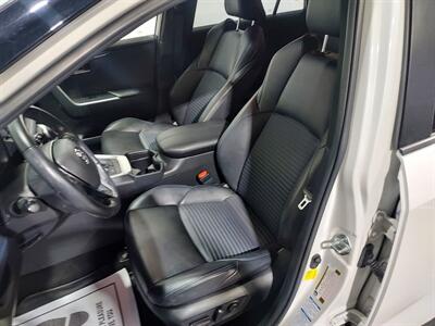 2019 Toyota RAV4 Hybrid XSE SUV - Photo 10 - Rochelle, IL 61068