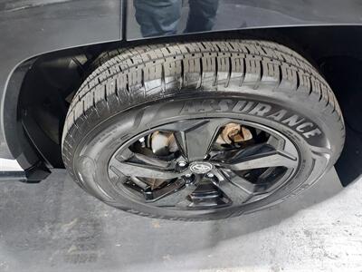 2019 Toyota RAV4 Hybrid XSE SUV - Photo 32 - Rochelle, IL 61068