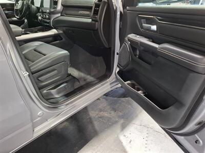 2019 RAM 1500 SPORT CREW CAB 4X4 - Photo 15 - Rochelle, IL 61068