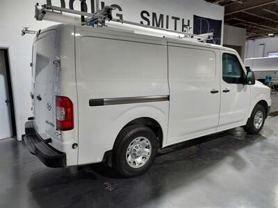 2017 Nissan NV 2500 HD S  CARGO VAN - Photo 4 - Rochelle, IL 61068