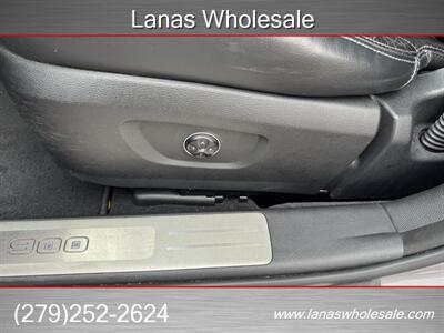 2016 Kia K900 Luxury V6  Sport Package with Head Up display - Photo 23 - Sacramento, CA 95815