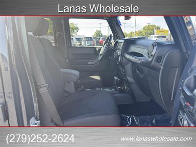 2017 Jeep Wrangler Unlimited Sport 4x4  S - Photo 11 - Sacramento, CA 95825