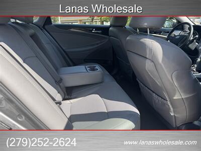 2014 Hyundai SONATA SE 2.0T   - Photo 8 - Sacramento, CA 95815