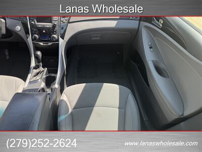 2014 Hyundai SONATA SE 2.0T   - Photo 7 - Sacramento, CA 95815