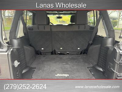 2017 Jeep Wrangler Unlimited Sahara 4WD 82k low miles   - Photo 17 - Sacramento, CA 95815