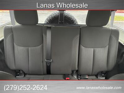 2017 Jeep Wrangler Unlimited Sahara 4WD 82k low miles   - Photo 15 - Sacramento, CA 95815