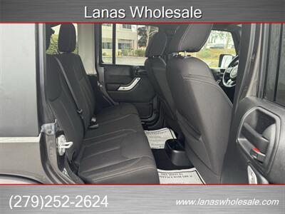 2017 Jeep Wrangler Unlimited Sahara 4WD 82k low miles   - Photo 14 - Sacramento, CA 95815