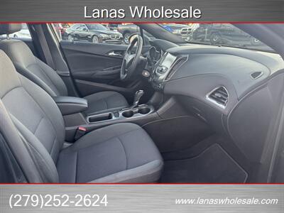 2017 Chevrolet Cruze LT Auto RS Package   - Photo 8 - Sacramento, CA 95825