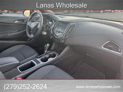 2017 Chevrolet Cruze LT Auto RS Package   - Photo 9 - Sacramento, CA 95825