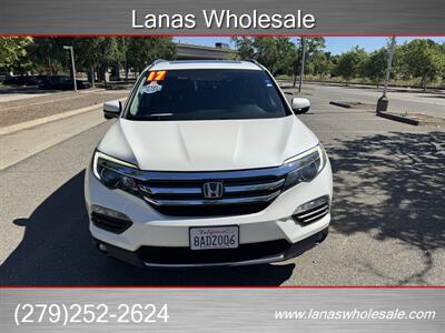2017 Honda Pilot Touring AWD   - Photo 2 - Sacramento, CA 95815