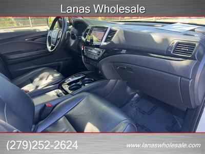2017 Honda Pilot Touring AWD   - Photo 9 - Sacramento, CA 95815