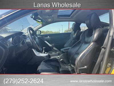 2010 Hyundai Genesis Coupe 3.8L 6- Speed Manual - Photo 7 - Sacramento, CA 95825