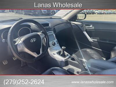 2010 Hyundai Genesis Coupe 3.8L 6- Speed Manual - Photo 8 - Sacramento, CA 95825