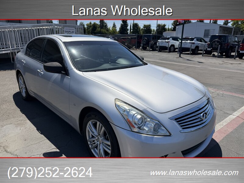 2015 INFINITI Q40  