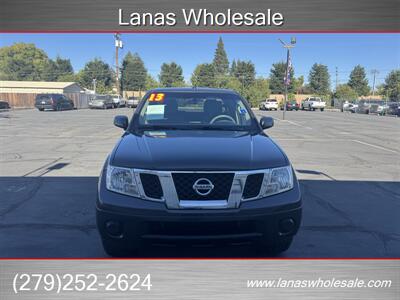2013 Nissan Frontier SV 4X4   - Photo 2 - Sacramento, CA 95825