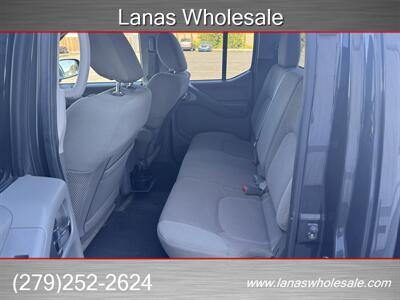 2013 Nissan Frontier SV 4X4   - Photo 10 - Sacramento, CA 95825