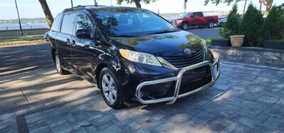 2011 Toyota Sienna LE 8-Passenger   - Photo 3 - Bridgeton, NJ 08302