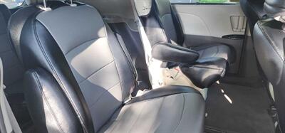 2011 Toyota Sienna LE 8-Passenger   - Photo 12 - Bridgeton, NJ 08302